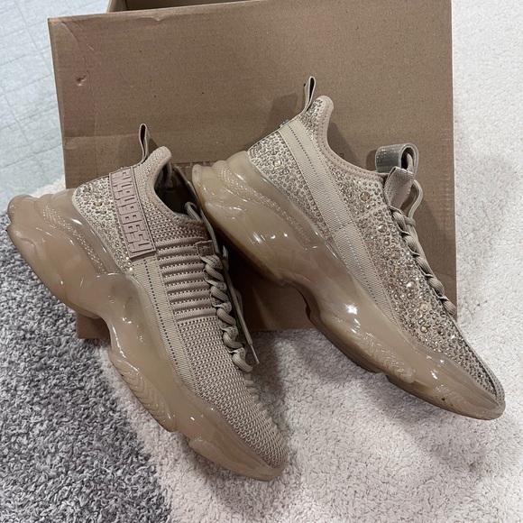 Steve Madden Maxima Sneaker Size 9.5 Blush Multi - Picture 2 of 11